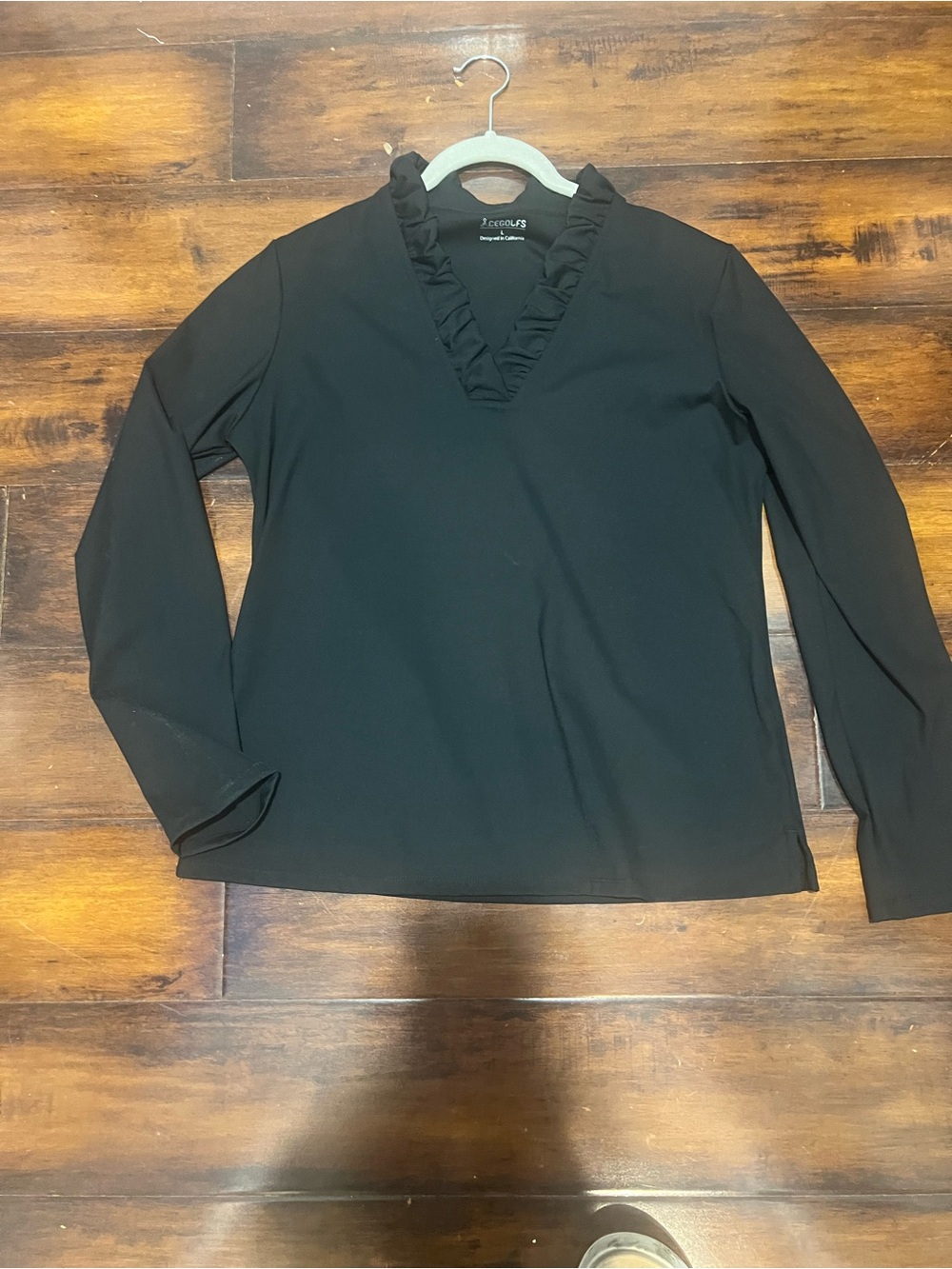 Ruffled V-Neck Too by ACEGOLFS